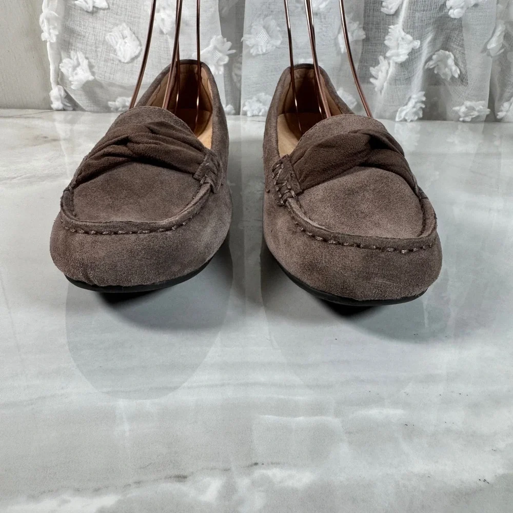 Vionic Taupe Leather Norah Loafers Moccasins Slip On Comfort Shoes Flats Size 8